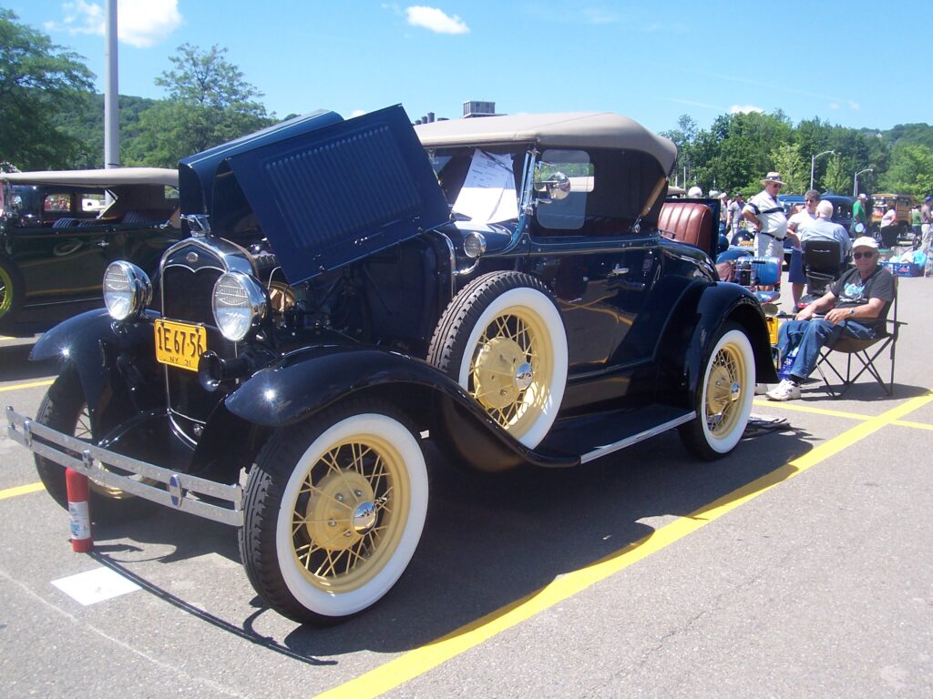 1931 Ford Deluxe Roadster